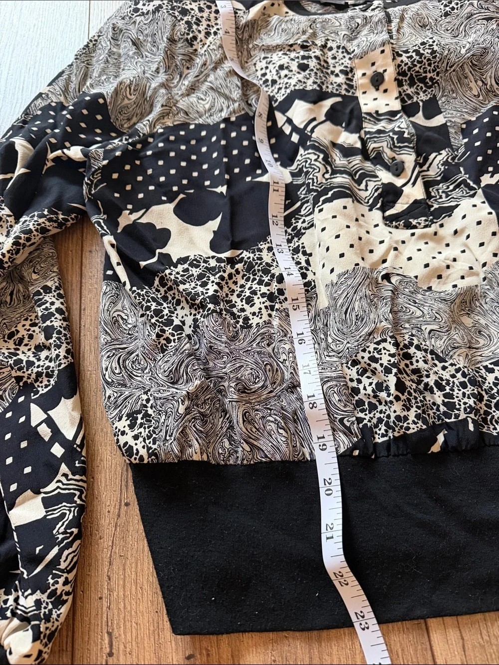Vintage NI-PER 100% Pure Silk Graphic Print Bomber Blouse